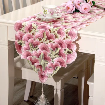 Ružová Vyšívané Kvet Stôl Runner Svadobné Domova Obrus Zahŕňa Stolové Prestieranie Jedáleň, Kabinet Kryt Čaj Obrus